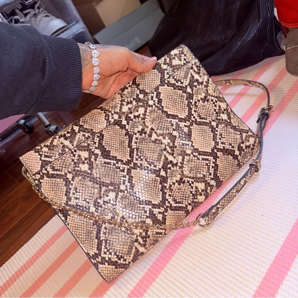 Steve Madden Brown Snakeskin Clutch - Picture 10 of 12